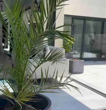Loft Avec Piscine Interieure Chauffee Lejlighed *