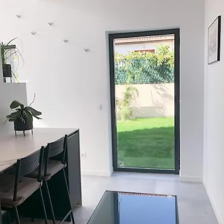 Loft Avec Piscine Interieure Chauffee Lejlighed